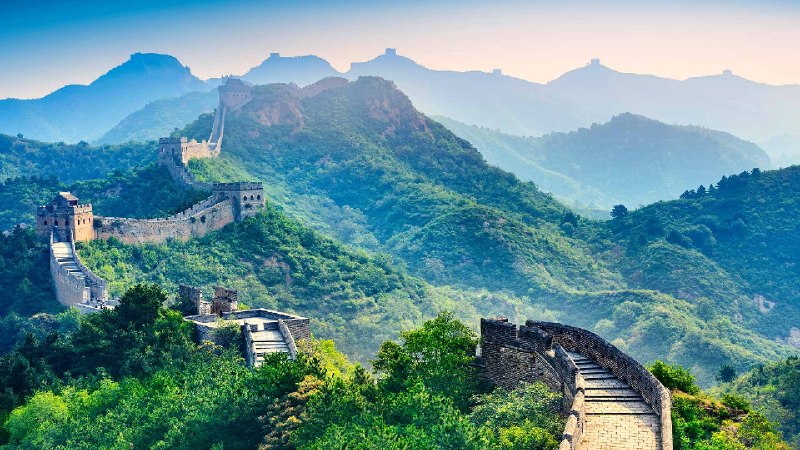 中国的长城 (© aphotostory/Getty Images)via Bing每日壁纸