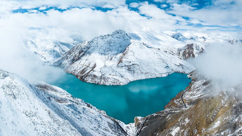 满拉水库的雪景，日喀则，中国西藏自治区 (© Zhang Zhenqi/VCG via Getty Images)source