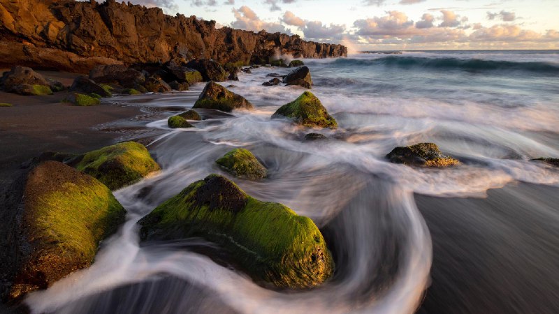 Pointe du Diable，圣皮埃尔，留尼汪岛 (© MONTICO Lionel/Alamy)source