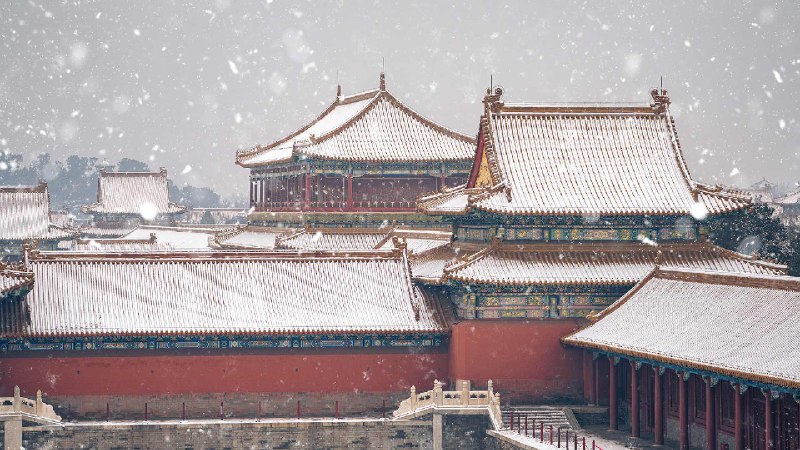 雪中的故宫，中国北京 (© Ian.CuiYi/Getty Images)via Bing每日壁纸