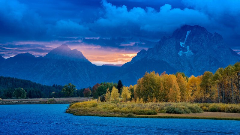 蛇河上的牛轭湖, 大提顿国家公园, 怀俄明州, 美国 (© DanitaDelimont.com/AWL Images/SuperStock)via Bing每日壁纸